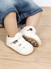 1 Pair Boys Solid Color Hollow PU Hook & Loop Design Flat Non-Slip Breathable 0-15 Months Infant Pre-Walker Shoes Minimalist Fashion Sports Sandals Suitable For Spring And Summer - White - View 6