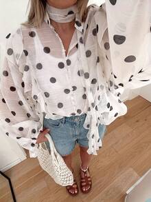 Blusa casual sexy para mujer con estampado de corazones en contraste de color, botones delanteros, plisado y volantes, para casa, vacaciones de verano, estilo boho - blanco - Ver 2