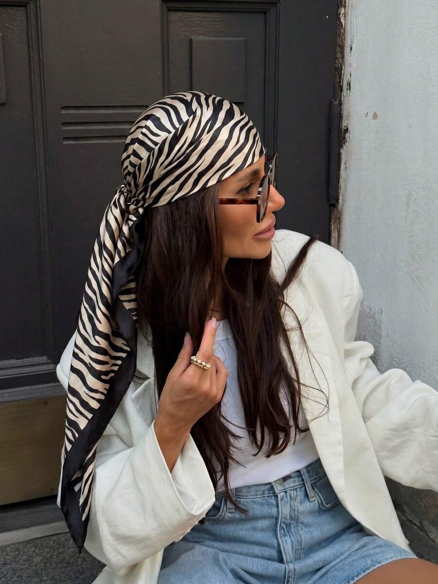 1 pièce Foulard style bohème imprimé léopard de 90 cm, protection solaire décontractée pour l'été et la rentrée scolaire. Convient pour porter en bandeau, pour dormir et pour un usage quotidien. Peut être utilisé comme foulard, bandeau ou accessoire de robe/Top. - blanc cassé - Voir 1