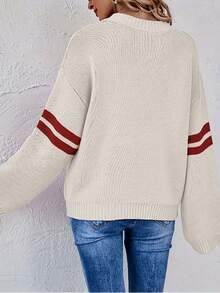 Plus Size Women's Heart Pattern Dropped Shoulder Long Sleeve Casual Sweater - Beige - View 4