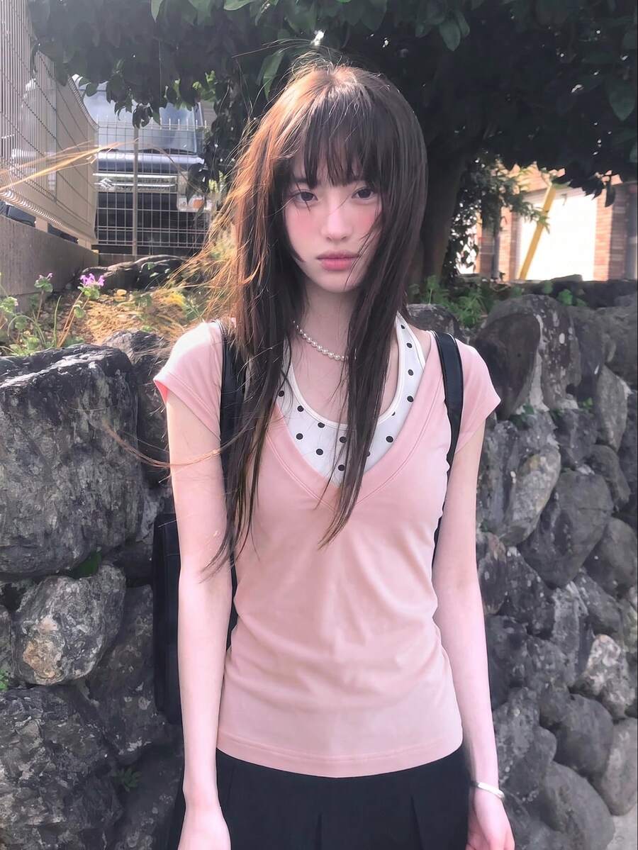 韓系辣妹V領短袖黑色女款夏季新款修身顯瘦時尚高級上衣 粉色優雅波點 - 粉色 - 查看 1