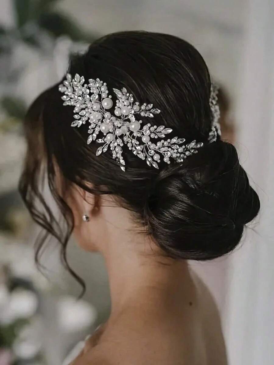 Hair Clips - Red - View 1