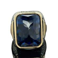 Anillo de aleación vintage de lujo discreto con patrón floral e incrustaciones de circonita, joyería de exhibición personalizada de línea exagerada estilo hip-hop - Oro blanco - Ver 5