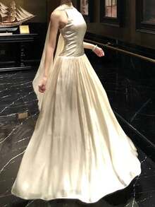 性感優雅掛脖緞面女款畢業禮服，復古時尚A字版派對晚宴舞會長裙，返校季修身婚紗 - 杏色 - 查看 1