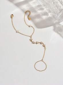 LIEBEIRIS 1pc 18K Gold Plated Zirconia Small Flower Stainless Steel Hand Chain Bracelet For Women, Suitable For Daily Wear And Gift Giving - Yellow Gold - View 2