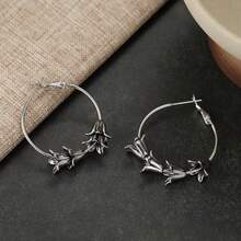 Women's Bud-Shaped Dual-Tone Earrings, Vintage Textured Design For Vacation, Forest Style Outfit, Versatile Accessory For Daily Commute - Silver - View 7