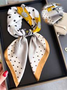 1PC Women's Fashion Floral Polka Dot Pattern Elegant Lightweight Silky Square Scarf Suitable For Dating, Travel, Party, Vacation Outfits - Multicolor - View 1