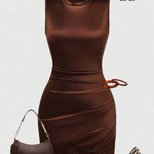 wsb   - Colección de ropa femenina de moda Qadelle Vestido de mujer de satén con cuello alto sin mangas, cintura plisada, forma asimétrica y sexy, con adorno de encaje. - Celeste - Ver 5