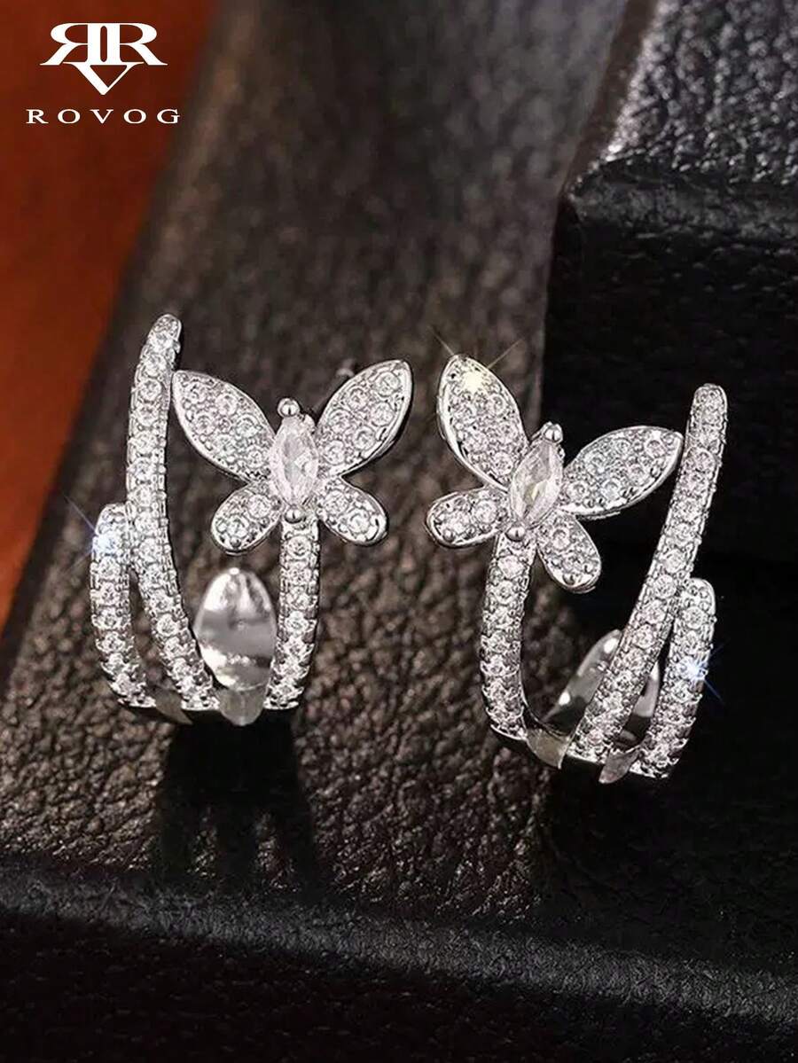 1 Pair Light Luxury Fashion Exquisite Butterfly Line Inlaid Artificial Zirconia Design Elegant Elegant Suitable For Party Gathering Ball Copper Alloy Women's Stud Earrings