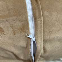 1個紮染仿兔毛條紋枕套，不含枕芯，拉鍊式抱枕套，仿兔毛絨毛舒適柔軟床枕套，可拆卸且方便使用，讓您的睡眠更舒適，享受美好的居家生活！ - 紮染卡其 - 查看 5