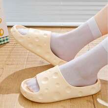 2026 Nuevas Pantuflas EVA de Suela Gruesa con Diseño Lindo y Dulce de Queso, Antideslizantes, Anti-Olor, Suela Blanda con Correa, Pantuflas Casuales de Moda para Primavera Verano, Uso Interior, Baño, Ducha y Exterior - Amarillo - Ver 3