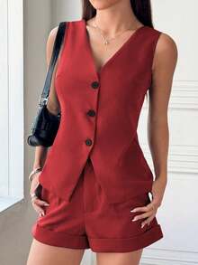 Conjunto de chaqueta sin mangas minimalista casual con botones delanteros y bajo con abertura, combinado con pantalones cortos con dobladillo plegado - Burdeos - Ver 1