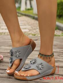 Cross-Border Women's Plus Size Closed-Toe Colorblock Thick Sole Single Strap Sandals Vacation Style Summer Wedge Satin High Heels - Grey - View 1