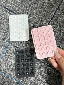 黑白粉吸盘支架套装，硅胶材质，3个装，适用于智能手机，防滑粘性吸盘，支持免提观看视频通话、游戏、桌面和床头使用，便携式手机支架，是送给朋友的理想礼物，也是节日、母亲节、生日等场合的完美小礼物。 - 彩色 - 查看 2