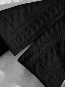 Shorts de punto texturizado para hombre para la temporada de vuelta a la escuela, shorts de uso diario con cintura con cordón, diseño de abertura lateral - Negro - Ver 8