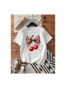 YOCASA Camiseta Casual de Verano para Mujer, con Cuello Redondo, Ajustada y Manga Corta, con Estampado de Pintura al Óleo, Floral, Corazón, Cereza y Patrones de Letras. Tejido Casual Simple. - Blanco - Ver 2