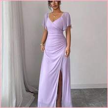Vestido de mujer con cuello en V de punto estampado, mangas con volantes, cintura ceñida, pliegues y bajo con abertura. Elegante y favorecedor - Negro - Ver 6