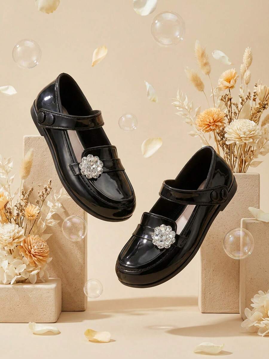 1 Paar modische flache Schuhe, leichte bequeme weiche Sohle, britischer Stil, Schulstil, Mädchen Loafer, Studentenschuhe, schöne Dekoration, passende Mädchenschuhe, geeignet für Hochzeiten, Partys, Aufführungen, Festivals, Ganzjahres-Outfits, Schul-Outfits, tägliche Outdoor-Outfits - Schwarz - Übersicht 1