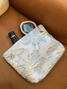 AGG 紫色皺褶布料女款大容量化妝包 內袋式便攜旅行盥洗包 手提包 多功能保養品收納袋 衛生棉收納袋 送給媽媽/女友的禮物 學生大容量高級筆袋 - 彩色 - 查看 6