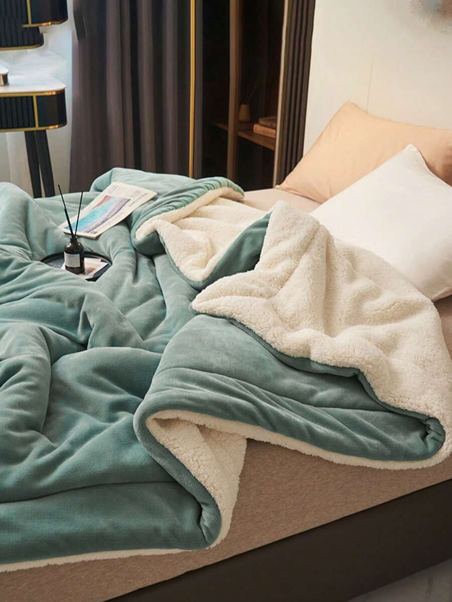 Selimut Beludru Susu Modern Dua Lapis, Penutup Tempat Tidur Multifungsi Sepanjang Musim, Dapat Dicuci dengan Mesin, Poliester, 180-200g/㎡, Warna Kulit, Kain Rajut, Tanpa Motif, Cocok untuk Rumah dan Luar Ruangan - Hijau Pastel - View 1