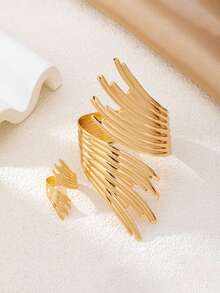 2 Pieces Exaggerated Asymmetric Wide Face Bracelet Ring Set Suitable For Ladies To Wear At Street Parties - Geometry - View 3