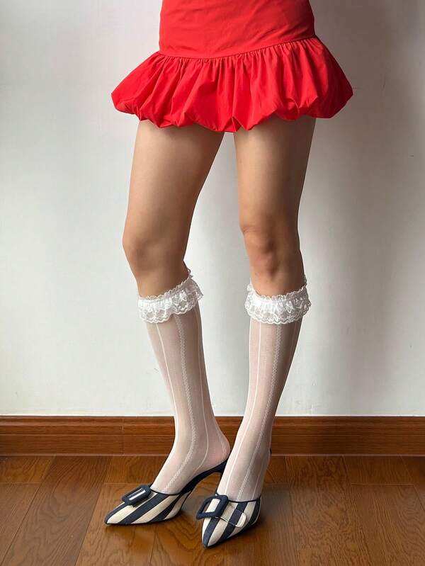1 par de calcetines de pantorrilla transparentes con ribete de encaje y rayas verticales, calcetines hasta la rodilla de alta elasticidad y diseño hueco, adecuados para estilo dulce y lindo y uso diario en fiestas