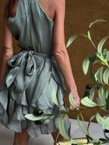 French-Style Halter Dress, New Summer 2026 Collection, Designer Style, Sleeveless, With Ribbons And Ruffles - Green - View 4