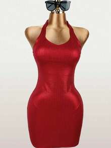 Short Fitted V-Neck Halter Neck Dress With Open Back - Red - View 3
