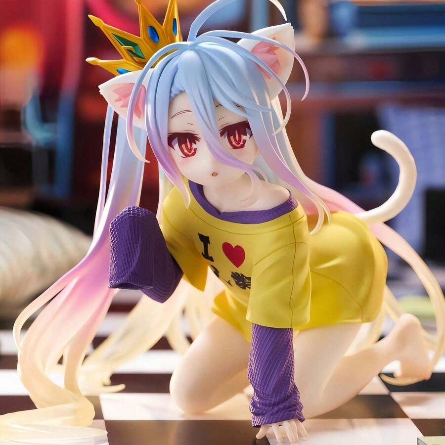(Inspección de Calidad: Defecto Leve) 1 pieza Figura de Hermana con Uniforme, Orejas de Gato, Manga, Pijama Blanco, Corona, Ornamento de Exhibición de Juego, Ornamento de Exhibición de Colección de Fan de Anime, Decoración del Hogar/Oficina - Regalo Perfecto para Entusiastas del Anime Japonés - Compatible con Fondo de Fotografía de Anime - Pose Linda, Atuendo Exquisito y Expresión Vívida - Figura de Estilo Anime Hecha a Mano - Multicolor - Ver 1