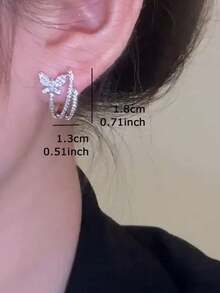 1 Pair Light Luxury Fashion Exquisite Butterfly Line Inlaid Artificial Zirconia Design Elegant Elegant Suitable For Party Gathering Ball Copper Alloy Women's Stud Earrings - Silver - View 4
