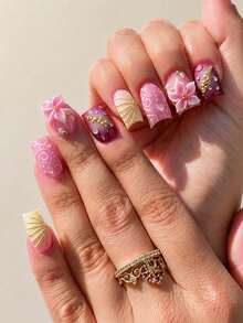 Y2Y Ongles Acryliques Fleur, 24 pièces Ongles Carrés Courts à Encoller, Set d'Ongles Faux Rose DIY Art 3D avec Accents de Perles Dorées, Convient pour les Fournitures de Salon de Manucure pour Femmes - Multicolore - Voir 1