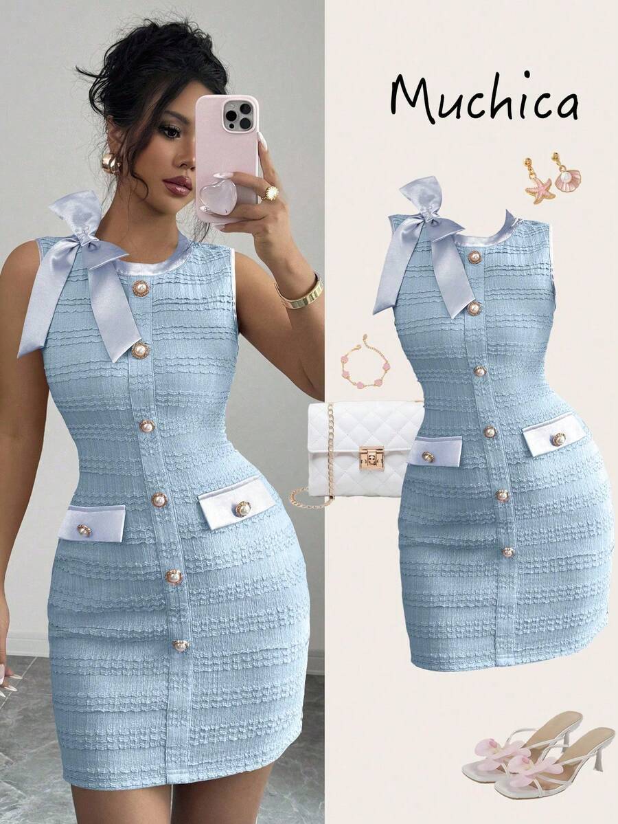 Vestido mini ajustado con elástico en el frente y la espalda, de satén francés elegante, con botones de perla metálica y lazo de tela de punto, para primavera, verano y principios de - Azul - Ver 1