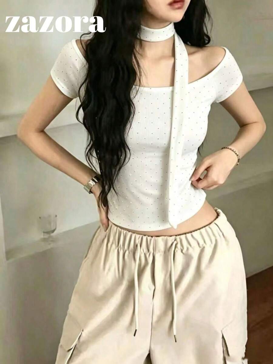 復古辣妹風露鎖骨全身水鑽裝飾短袖T恤,極簡性感修身上衣,夏季服飾 - 白色 - 查看 1