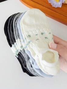 5 Pairs Women's French Floral Patchwork Invisible Socks (No Cardboard Lining, Random Colors) - Multicolor - View 3