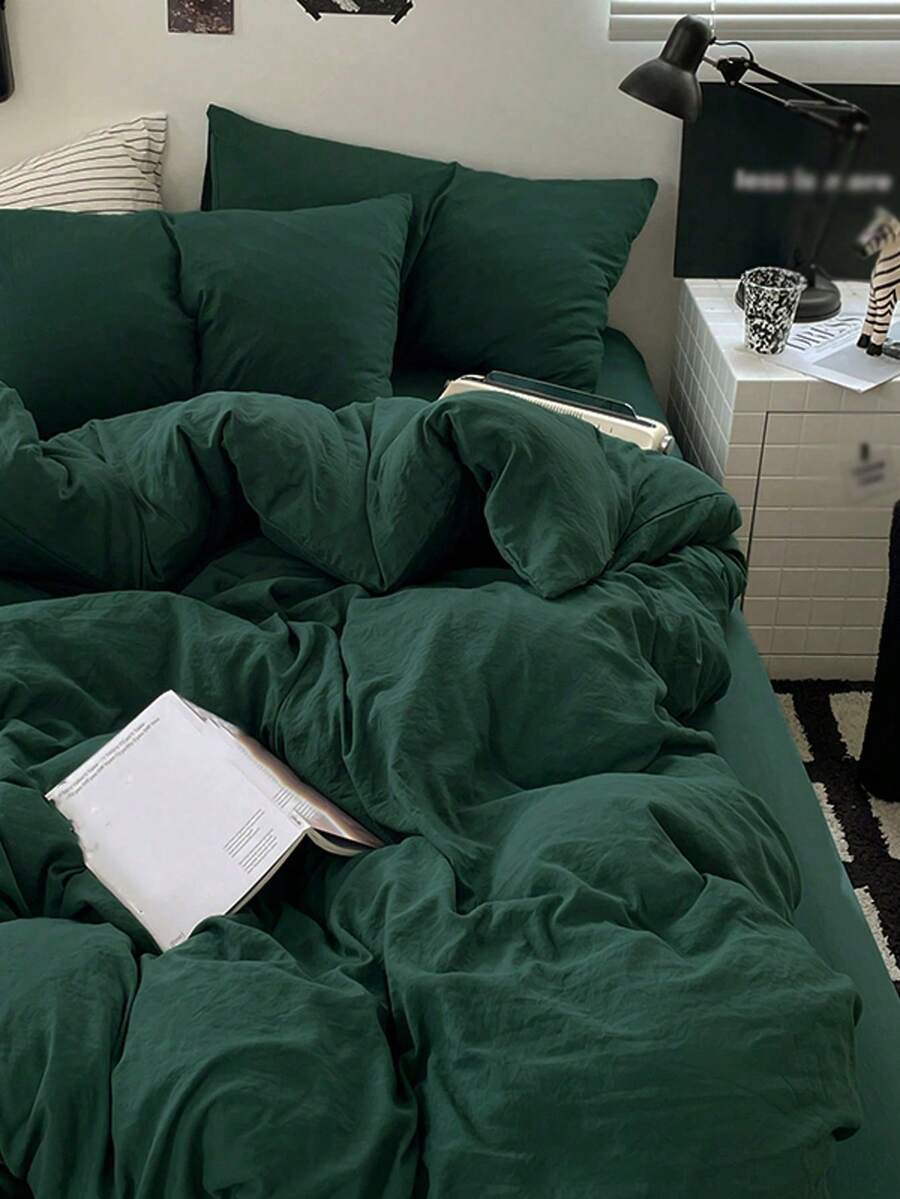 Blue And White Color Block Washed Polyester Fiber Skin-Friendly 3 PiecesDuvet Cover Set - Dark Green - View 1