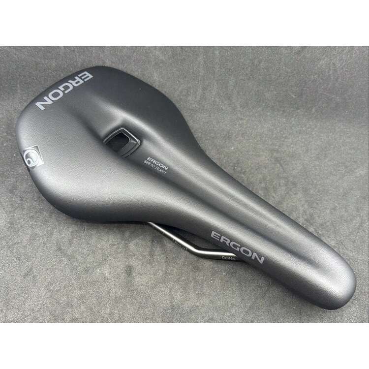 ERGON SR 10 Sport Stealth Road Saddle CroMo Rail Black 270mm X 140mm MSRP $99 - 彩色 - 查看 1
