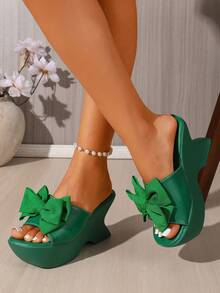 Sandal wedges setengah belakang wanita dengan pita hijau, hak unik, menambah tinggi badan dan ringan, tali tunggal ujung terbuka, cocok untuk jalan-jalan musim panas, liburan, dan bepergian. - Hijau - View 5