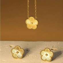 3pcs Exquisite Niche Fashion Five-Petal Flower Stud Earrings With Plated Petal Design, Women's Floral Ear Jewelry And Necklace - Multicolor - View 2