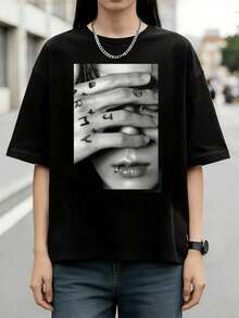 Casual Short-Sleeved Cotton T-Shirt, Black And White Graphic Print, Member Tattoo On Finger, Summer Style - 黑色 - 查看 1