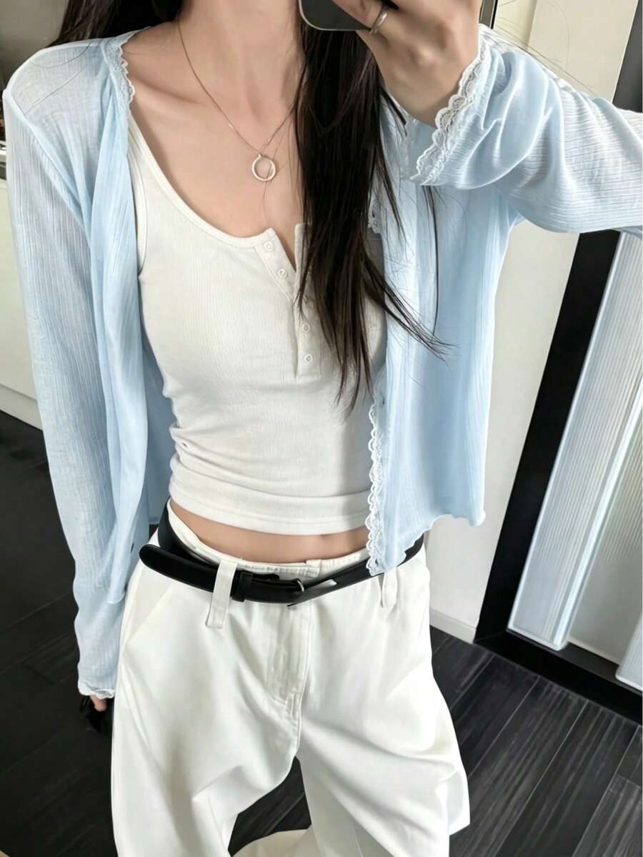 女款春夏新款蕾絲拼接荷葉邊軟針織開襟衫 防曬輕便外套上衣 法式女孩風 - 淺藍色 - 查看 1
