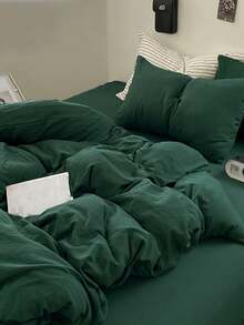 Blue And White Color Block Washed Polyester Fiber Skin-Friendly 3 PiecesDuvet Cover Set - Dark Green - View 4
