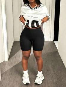 Summer New Women's Plus Size Solid Color Tummy Control Elastic Sports Shorts With Side Pockets, Versatile Retro Minimalist Slimming High Waist Black - Black - View 5