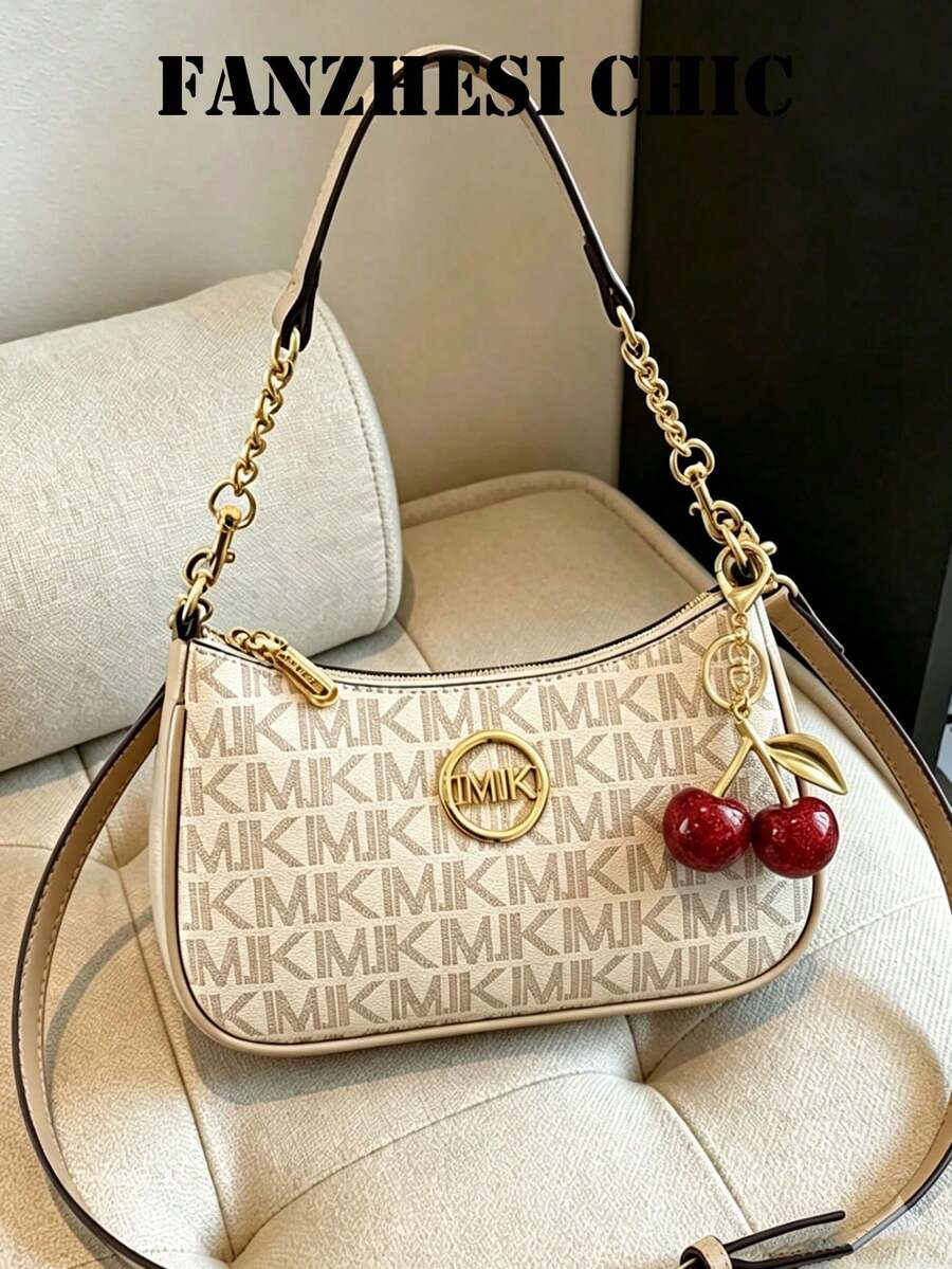 Tas bahu klasik modis dan serbaguna ini terbuat dari kain PU tahan air, dihiasi dengan pola berbentuk M, desain cetak, dan hiasan rantai logam. Tas bergaya Prancis, cocok untuk berbelanja, bepergian, dan berwisata.