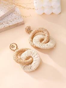 1 Pair Ins Bohemian Straw Woven Earrings, Earth Tone Color Block Round Hoop Earrings, Beach Vacation Photo Props, Beach Holiday, Daily Commute, Spring/Autumn Outing Picnic, Music Festival, Bestie Travel Photo, Date Night, Student Campus, Mori Pastoral Style - Khaki - View 6