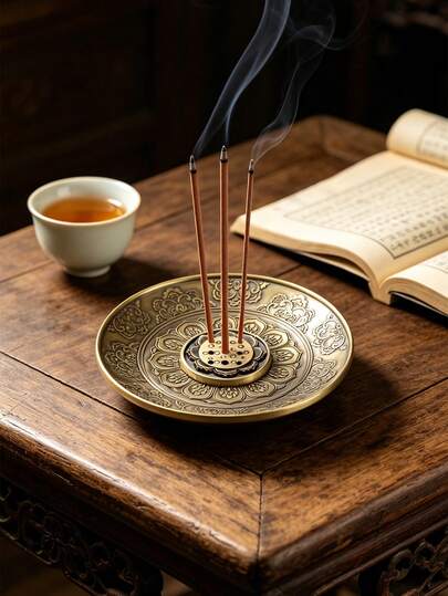 1pc Elegant Zen Lotus Metal Incense Burner - Alloy Yoga Incense Holder With Ash Tray, Ideal Home Decor For Christmas, Halloween, Easter, Diwali, Thanksgiving, Suitable For Incense Sticks, Meditation Space Decorative Ornament