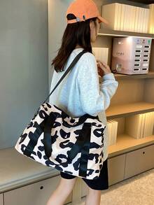 2pcs Fashionable Casual Leopard Print Travel Bags, Lightweight & Portable, Large Capacity With Dry & Wet Separation. Vacation Bag, Carry-On Bag, Hospital Discharge Bag. Maternity Bag. Can Be Worn As A Shoulder Bag Or Crossbody, Or Used As A Portable Handbag. Perfect For Business Trips And Vacations. Sports & Fitness Luggage Bag. - Black and White - View 5