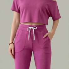 Women's Flared Pants And Comfortable Top Set - Magenta - View 2
