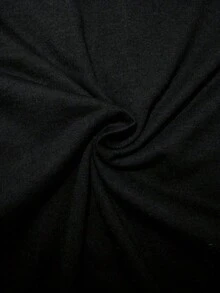 Esta camiseta de moda tiene un diseño de cuello redondo. Su superficie está decorada con exquisitos patrones de dibujos animados. Perfecto para usar en pareja. - Negro - Ver 6