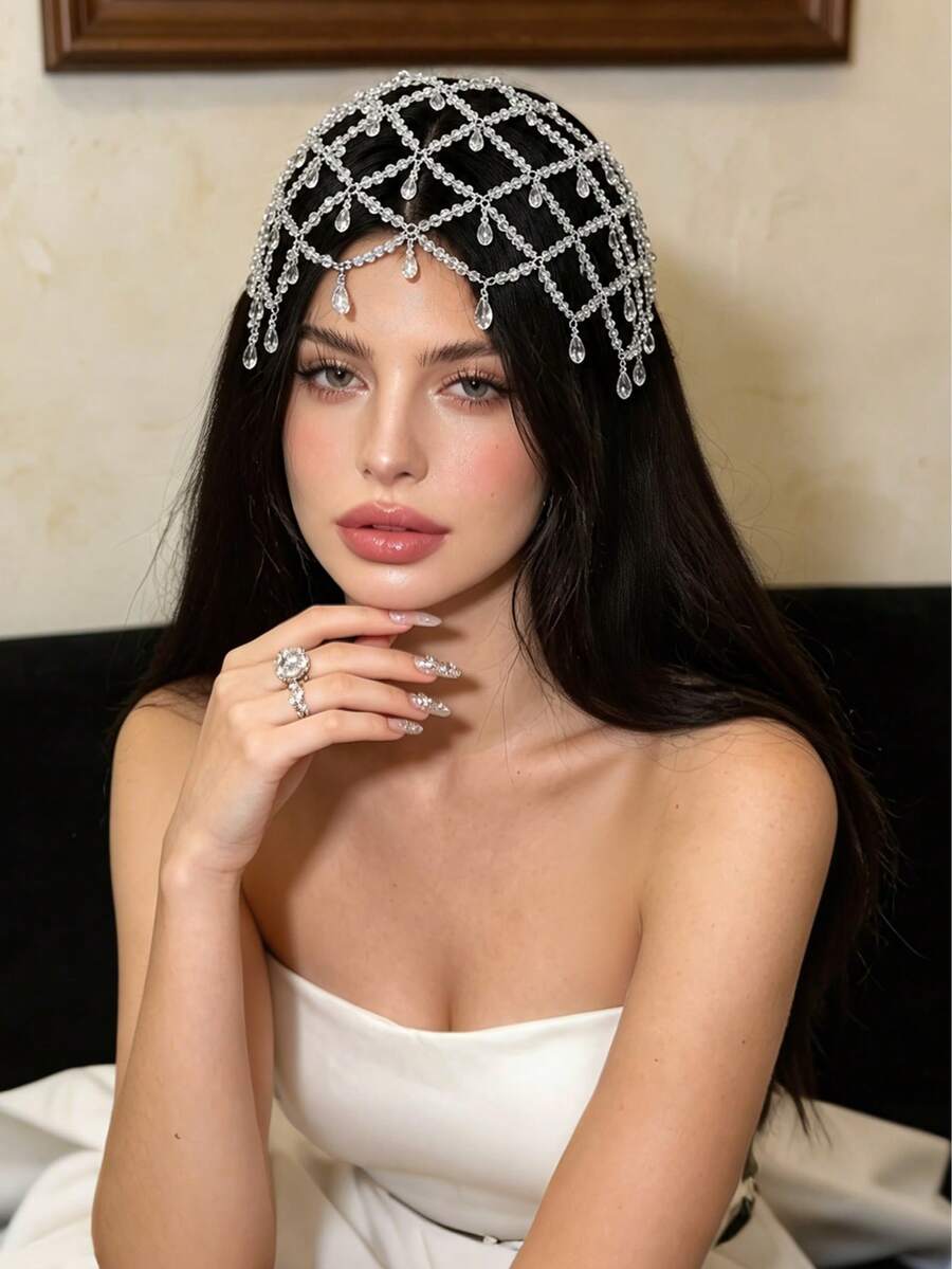 Chuỗi tóc đính trán phong cách Flapper cổ điển thập niên 1920 với lưới pha lê trong suốt và tua rua, phụ kiện tóc cô dâu bằng voan lưới đính đá rhinestone cho đám cưới, tiệc chủ đề và sự kiện retro - Bạc - Xem 1