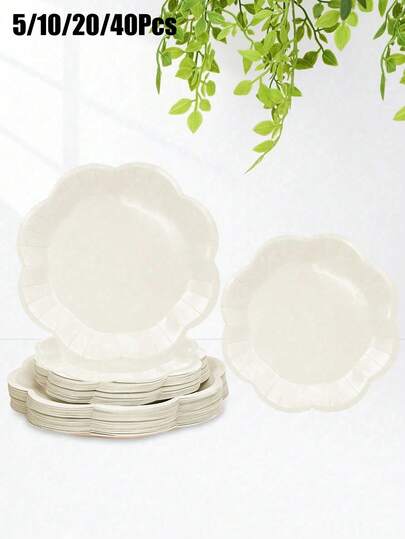 Assiettes en papier jetables de 9 pouces kaki avec dentelle ajourée, assiettes de dîner élégantes en forme de fleur, assiettes en papier de 7 pouces crème pour gâteau et dessert, fournitures de décoration pour baby shower, mariage et fête d'anniversaire